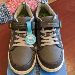Stride Rite Made2play Sneakers